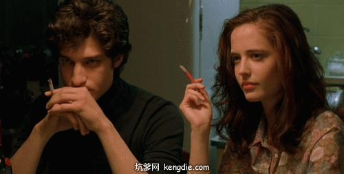 捡来的松果不要扔其实它大有用处,路上捡的小松果不要扔