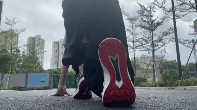 一双耐克鞋能赚多少钱,一双耐克鞋的价格怎么有好几种