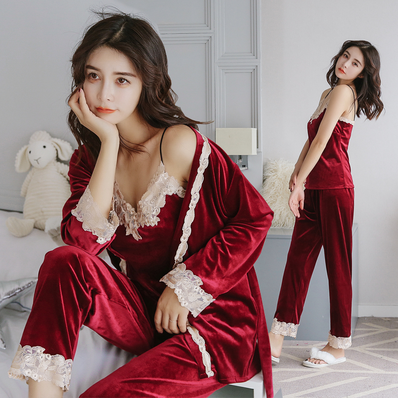 别急着买衣服,天气转凉了秋装先买两套穿起来