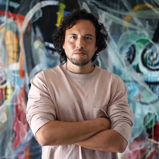 “塑料”艺术家“盗版”世界名画，明明是高仿之作，却人人称妙？