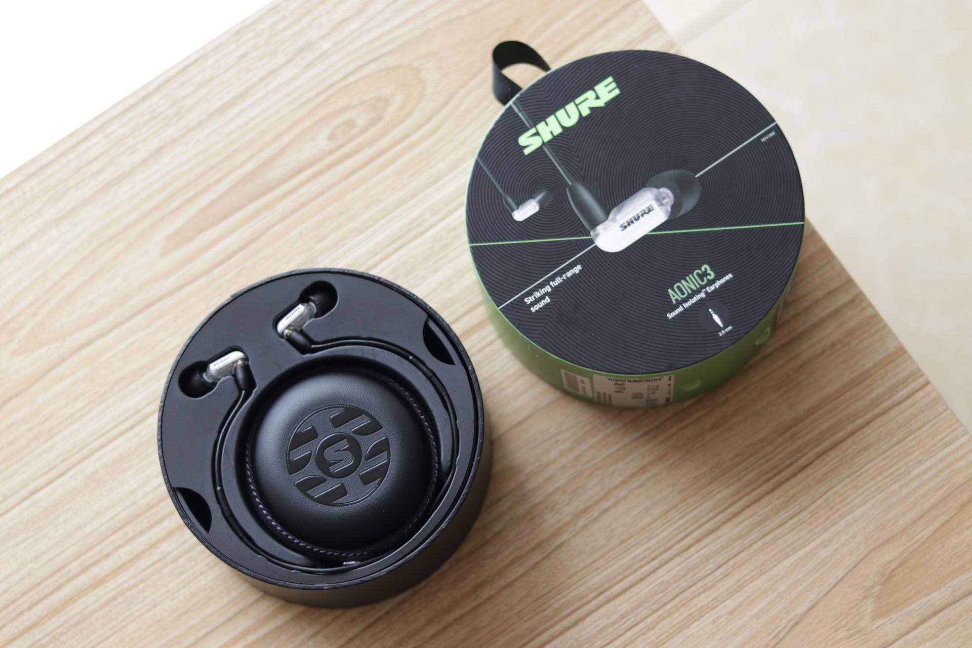 舒尔耳机试音,舒尔耳机佩戴舒服么