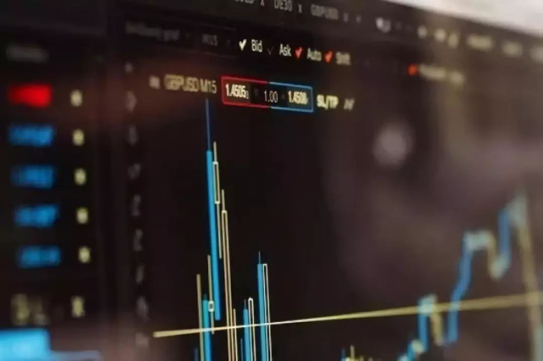 杩呭疄璧勬湰澧冨涓婂競,杩呭疄璧勬湰涓婂競杈呭