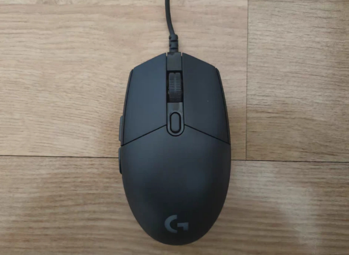 百元游戏鼠标推荐狼蛛,百元游戏鼠标排行榜