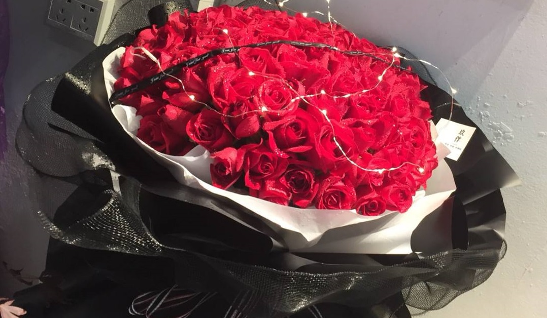 毫无名气的花店，做了一场砍价活动后，人气暴增