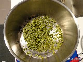煮绿豆汤为什么放很多糖都不甜,煮绿豆汤为什么要放红糖