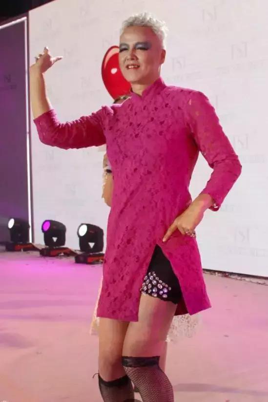 张庭公司纳税21亿怎么回事,张庭赚20亿是真的吗