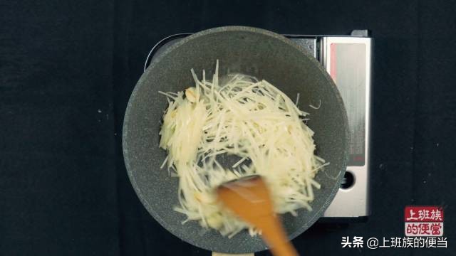 怎样把土豆丝炒得脆,怎样把土豆丝炒的更脆
