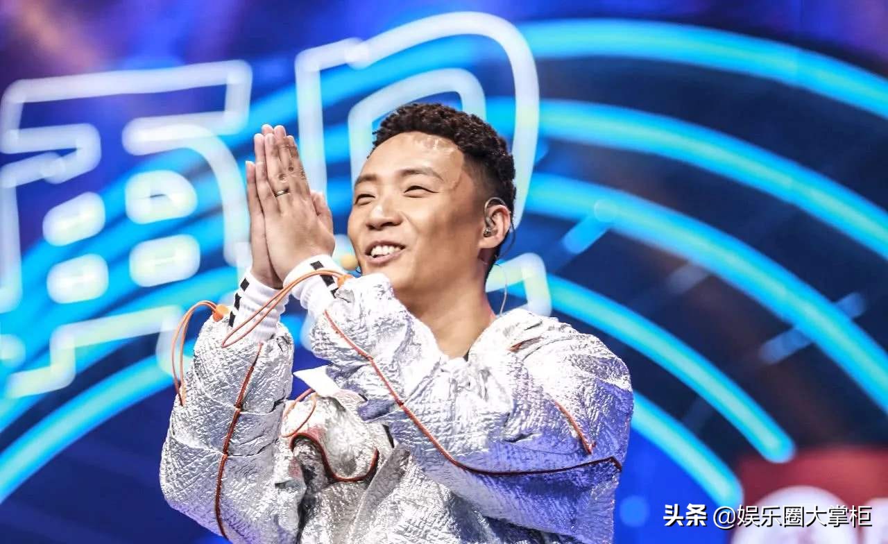 这就是街舞：KOD四届冠军再次陪跑，从世界顶尖舞者变背景解说员