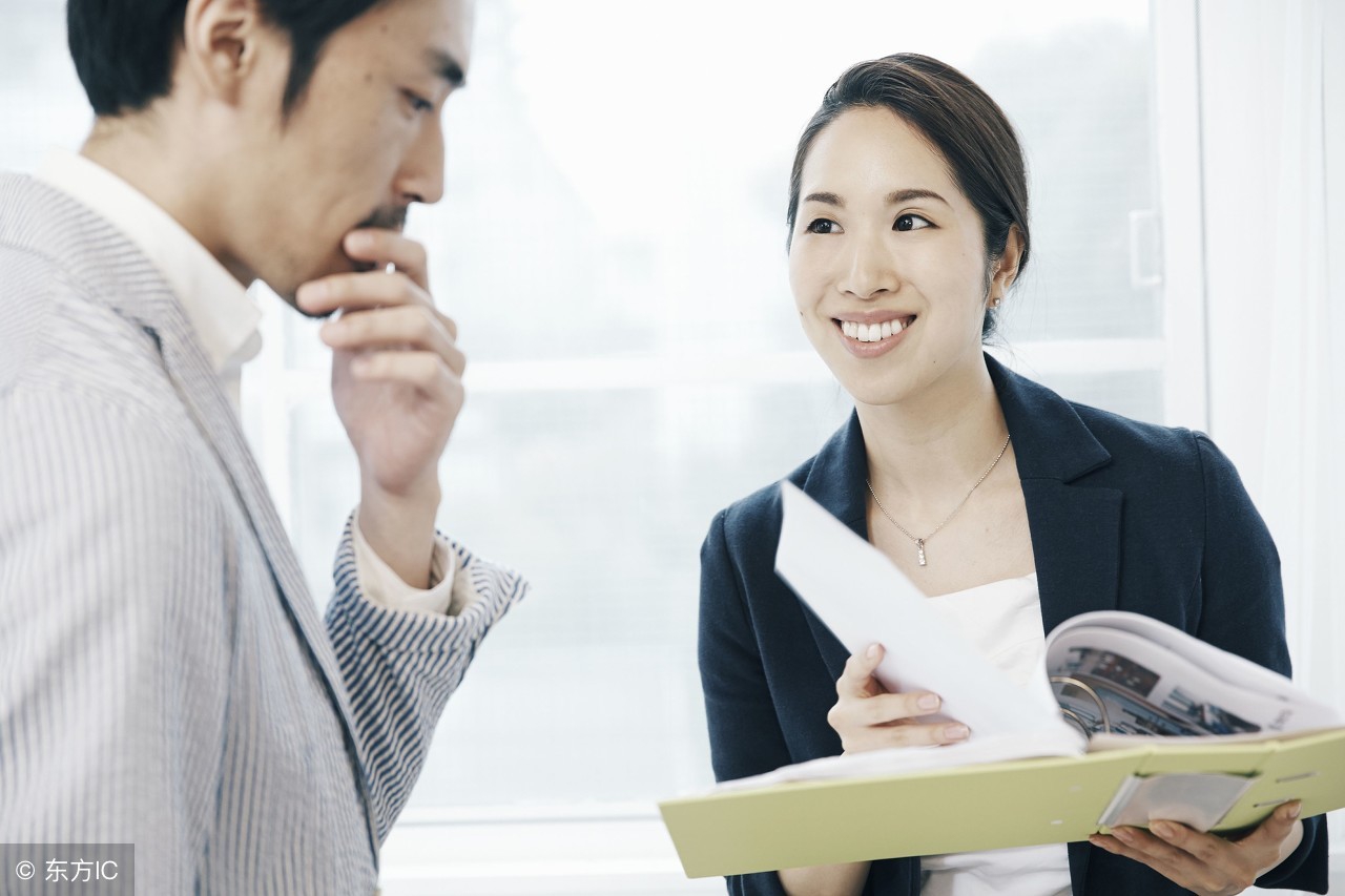 销售技巧幽默一点活跃销售气氛,销售天才展示销售技巧