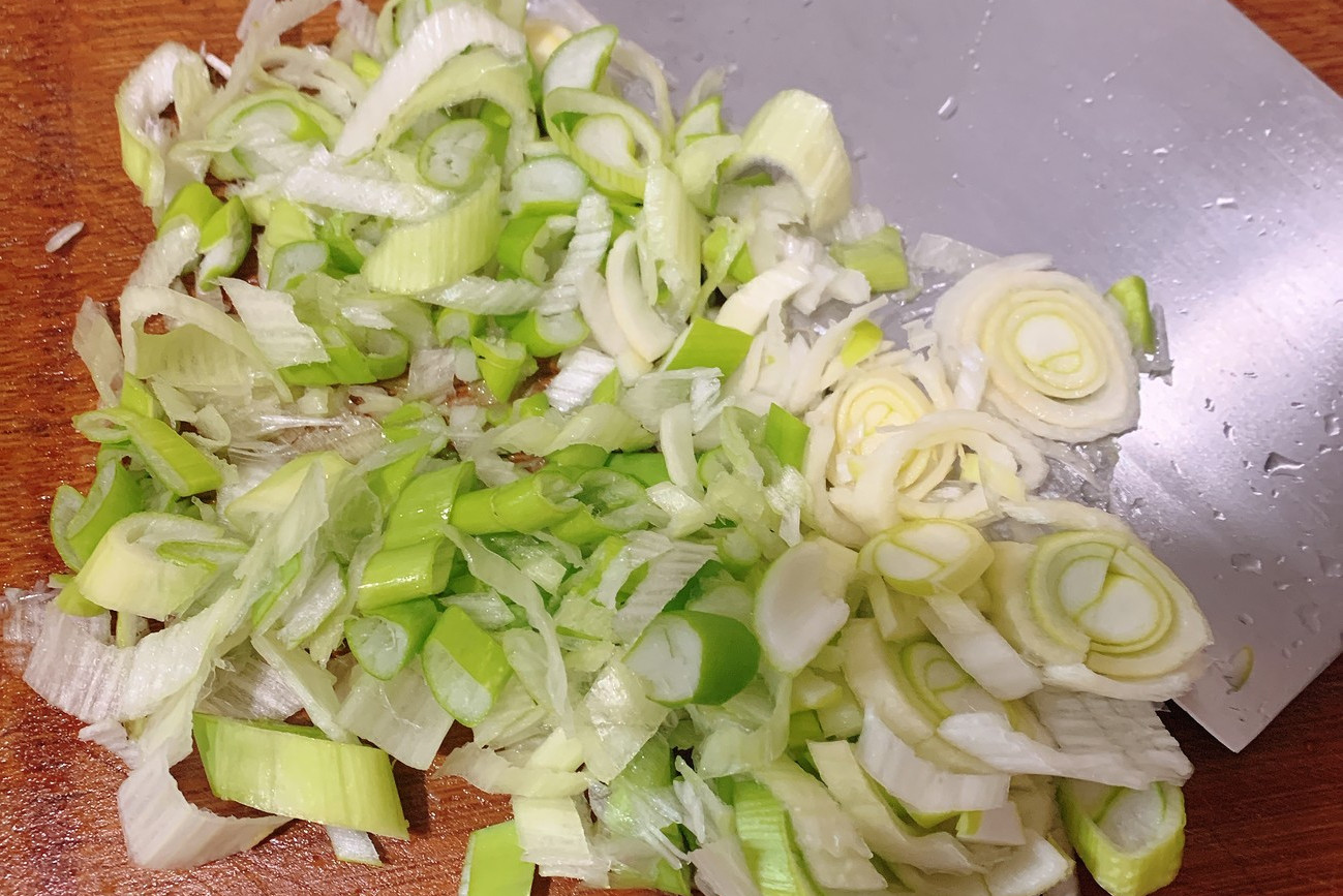 酸菜饺子调馅方法小视频,酸菜饺子怎么调馅儿素的