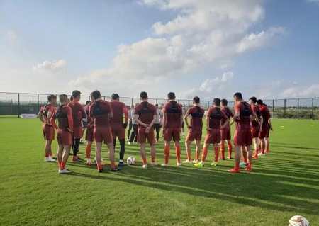 国足封闭热身赛保密战术,国足热身赛封闭了吗