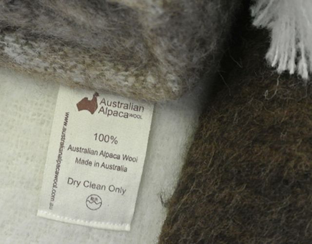 羊毛大衣选购技巧,挑选羊毛大衣如何不踩雷