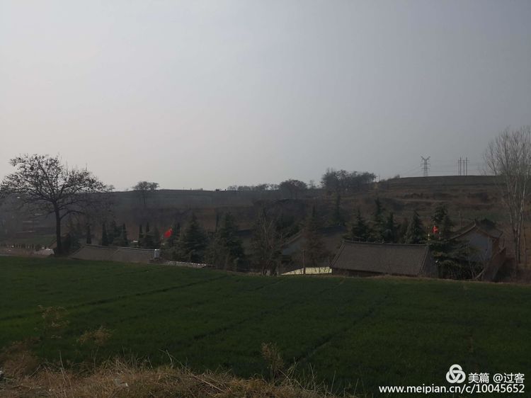 女皇欲长留秋延龙池沟