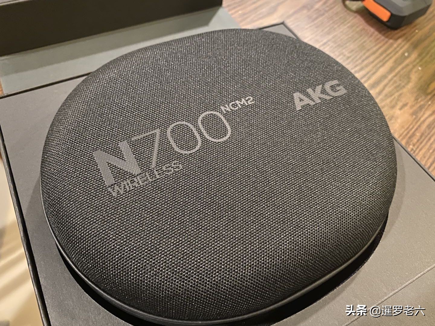 在曼谷逛商场,竟然还能捡到漏?AKG降噪耳机,比国内便宜太多