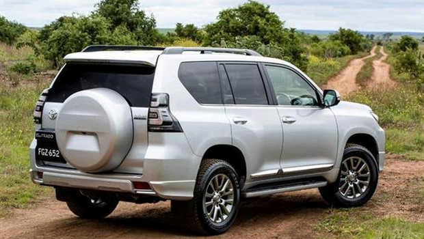 新款丰田普拉多测评视频,全新丰田普拉多动力总成