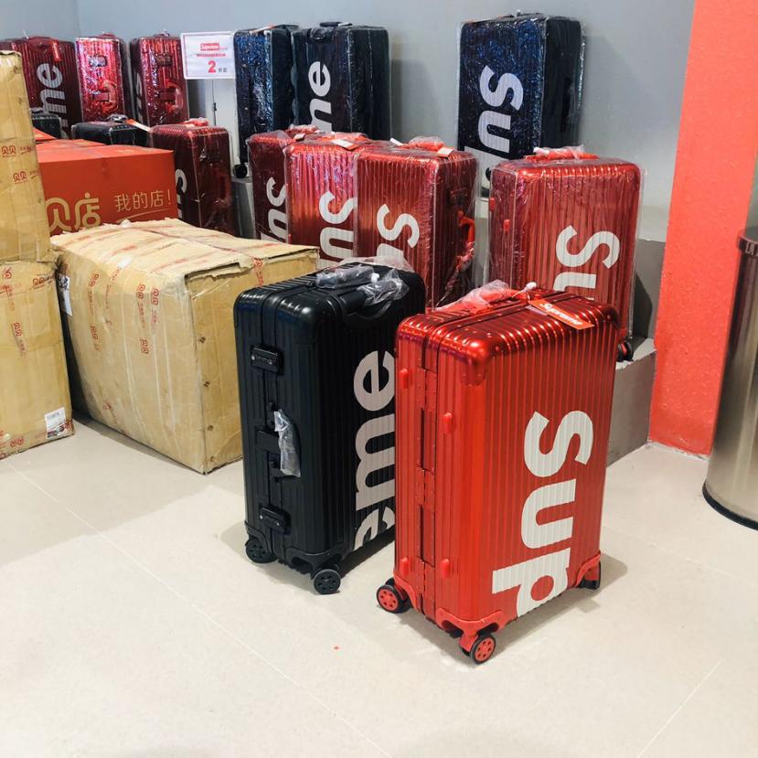 旅行购物怎么高效买？品牌特卖仓，直播购物成为了主流