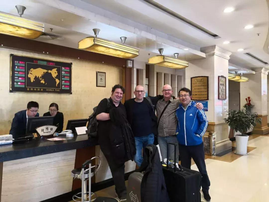 惊险晋级|长安竞技看台上神秘嘉宾的神预言