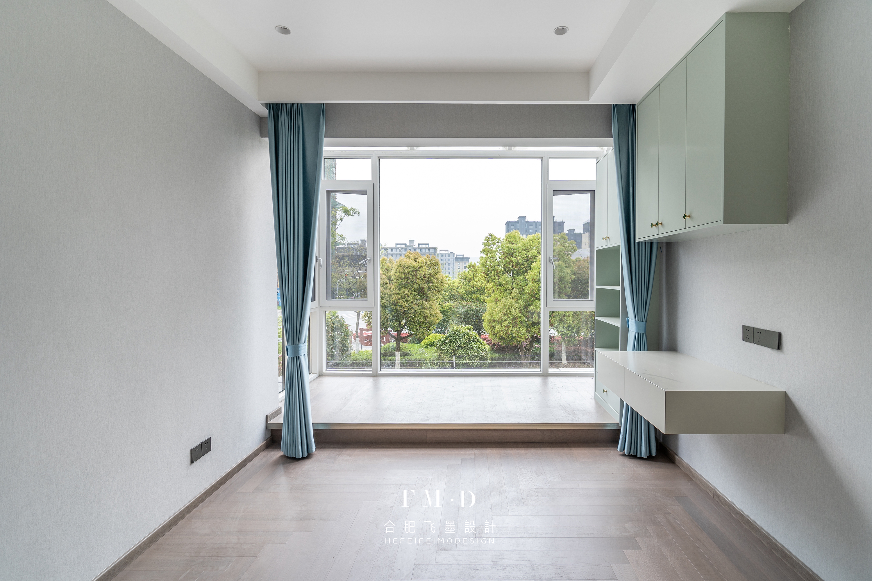 要是有条件，我家也要改一个地台，赤足行走，席地而坐，慵懒舒适