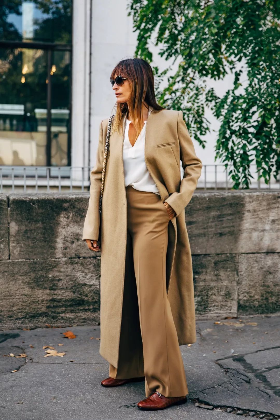 几百块的大衣和上千块大衣对比,廉价大衣和贵的对比