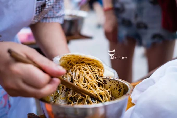 自贡真的是又好吃又很辣的地方吗,自贡有什么好吃的地方