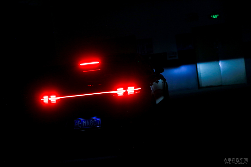 2019款保时捷macans运动suv之选 (2022款保时捷macan s深度试驾2.9t)