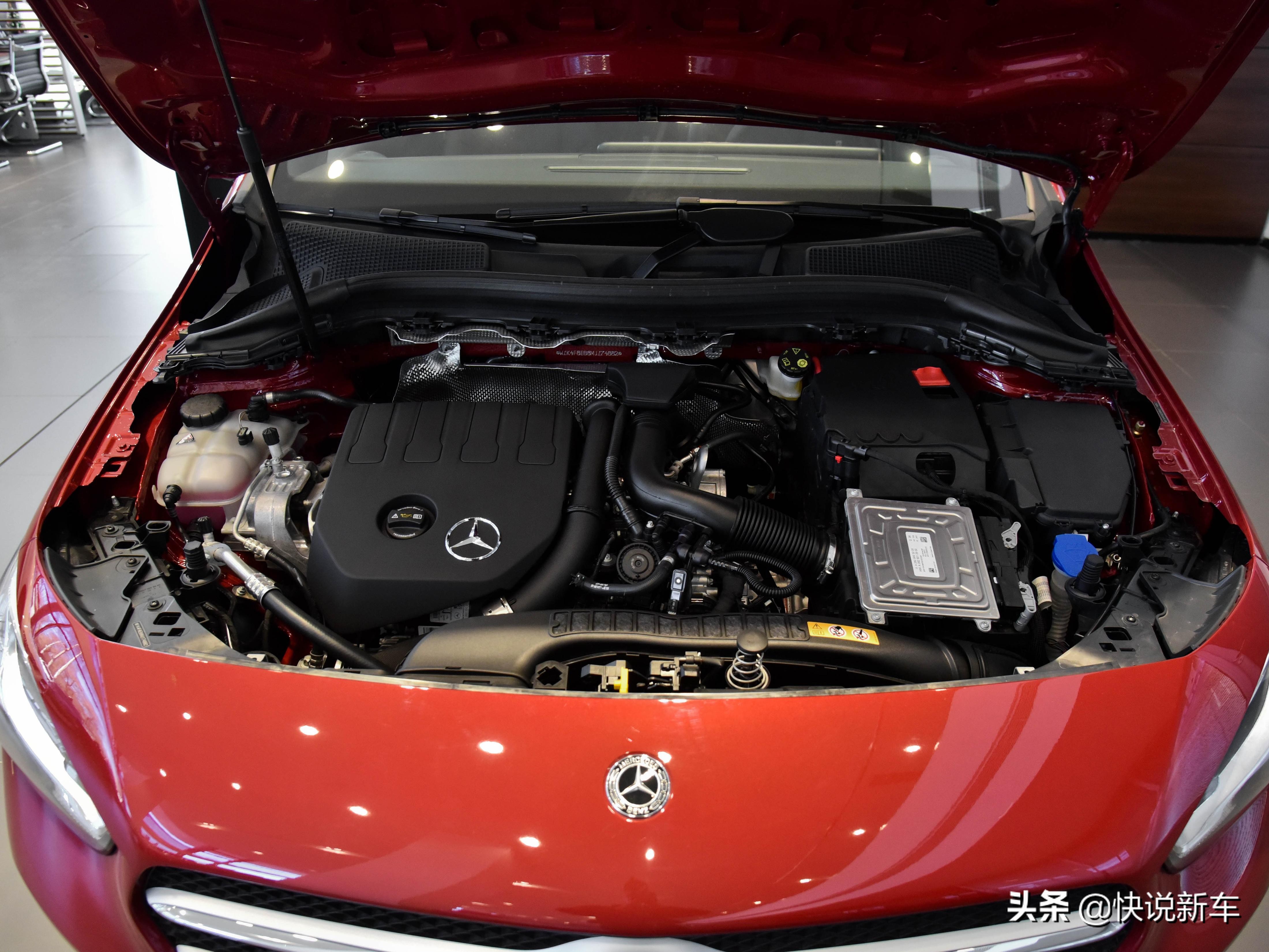 奔驰便宜好看空间大点适合女生,价格比较便宜实用的奔驰