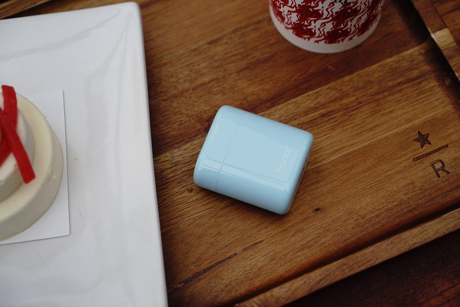 荣耀flypods对比荣耀flypods3,flypods和苹果airpods比较