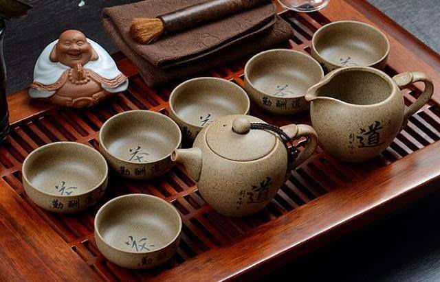 洗车店是如何年赚200w的,一家洗车店一年赚了1200元