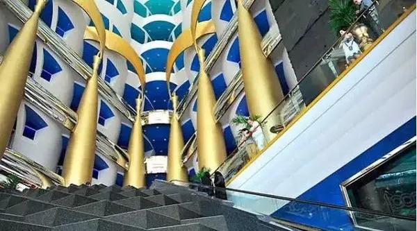 见识一下全球最豪华的七星级酒店,中国第一家七星级酒店远超迪拜