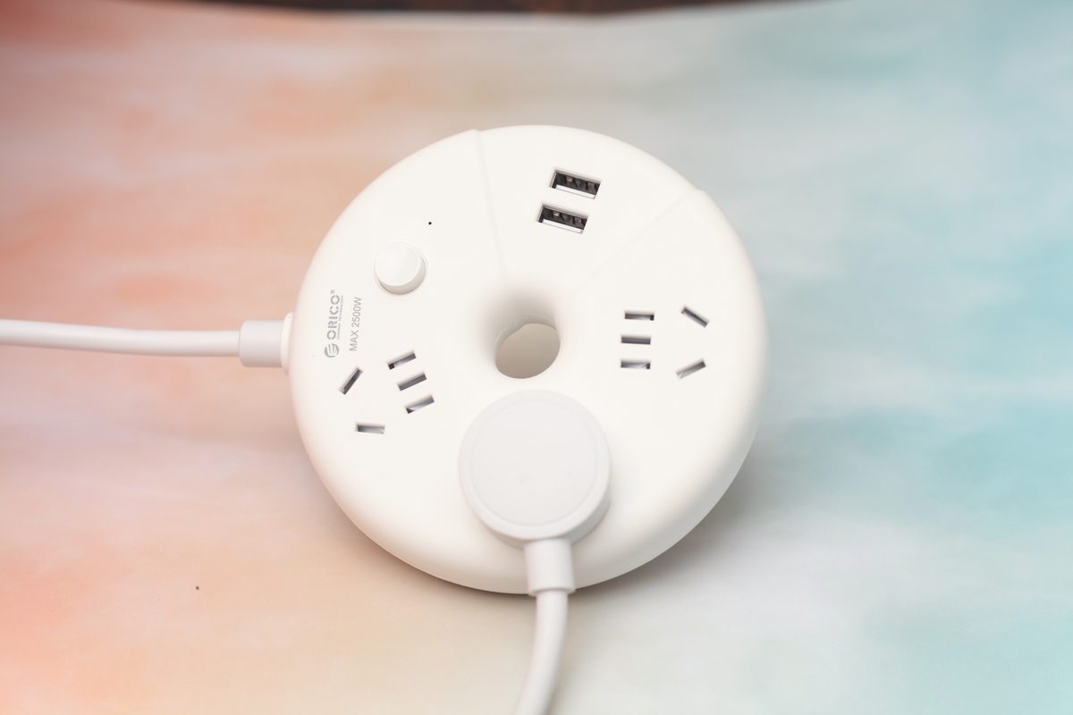 支持无线充电的手机套装,可以让我手机自动充电的软件