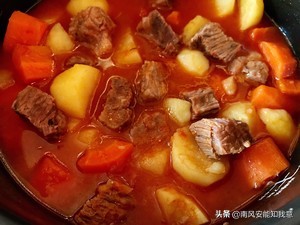 番茄土豆炖牛肉,番茄土豆炖牛肉的做法电饭煲