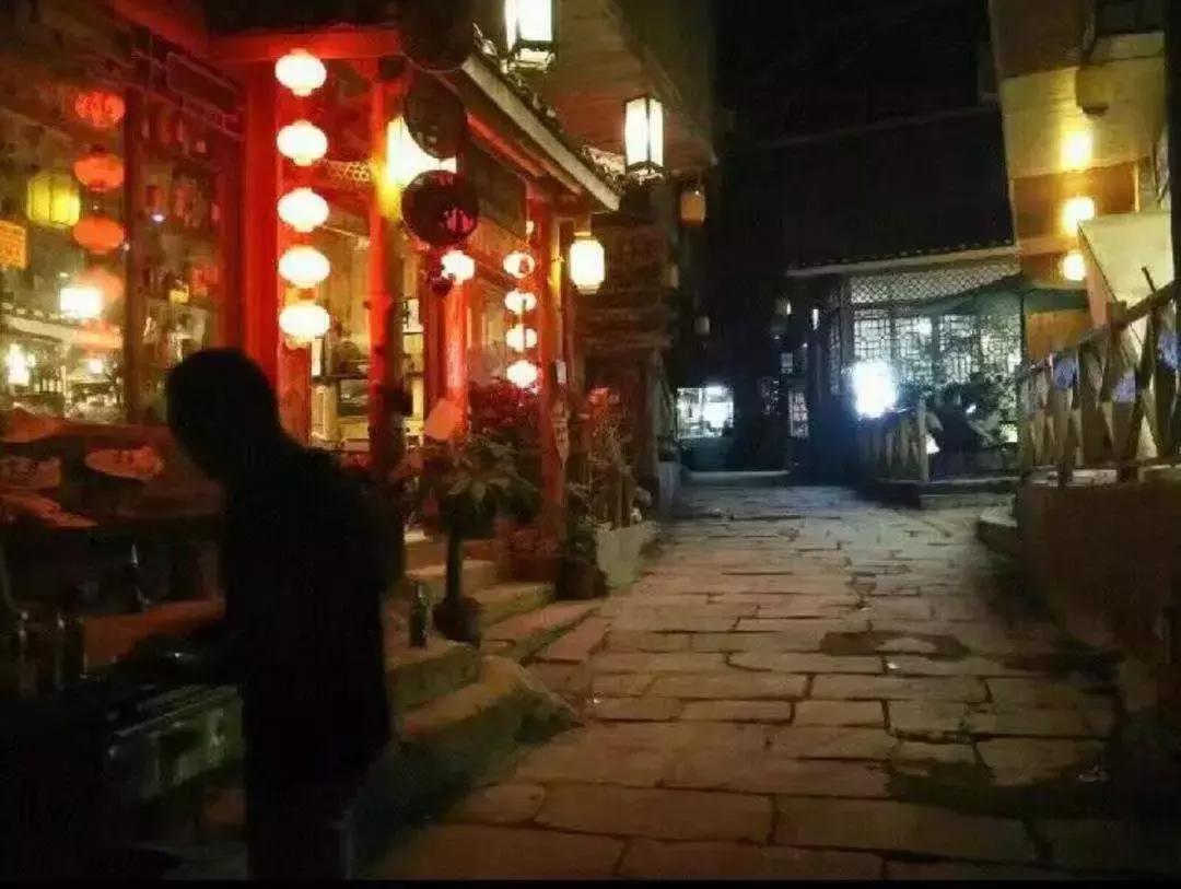 柳州风景好适合待在家的民宿,人生要住一次七星酒店