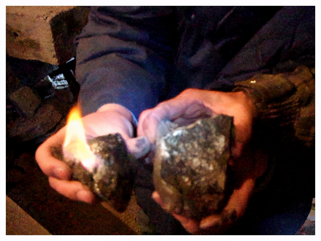 可燃冰与普通能源相比有什么优点,为何说可燃冰能改变世界格局