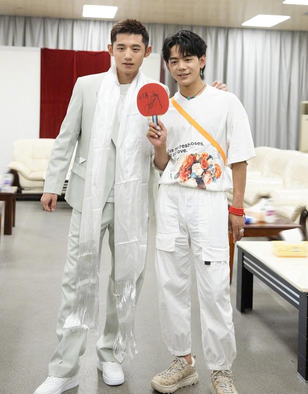 国乒十佳球许昕,国乒美男子许昕