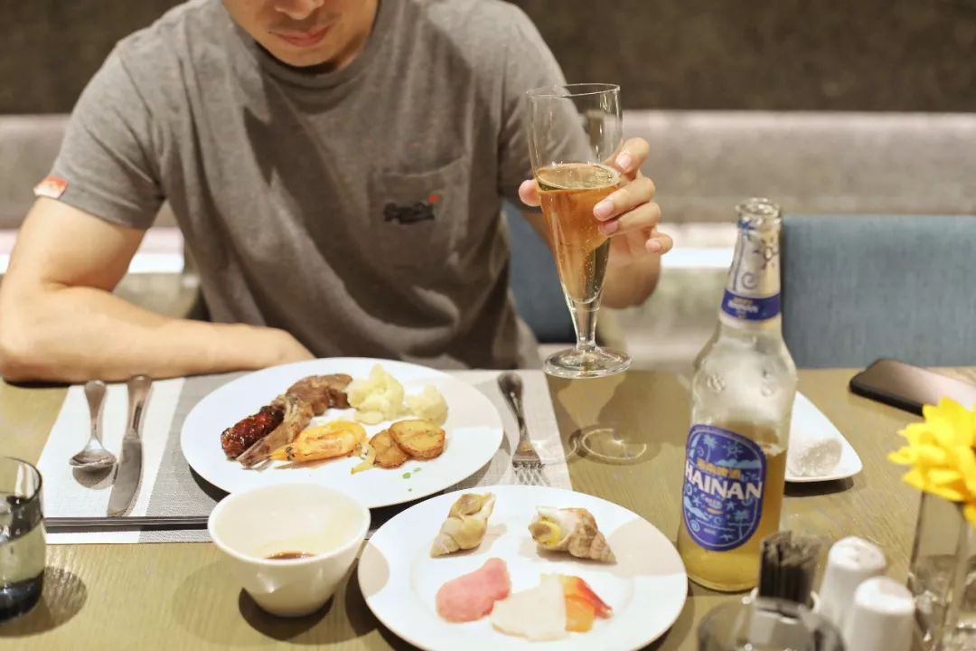 上海去三亚飞到哪里比较划算,上海飞三亚旅游