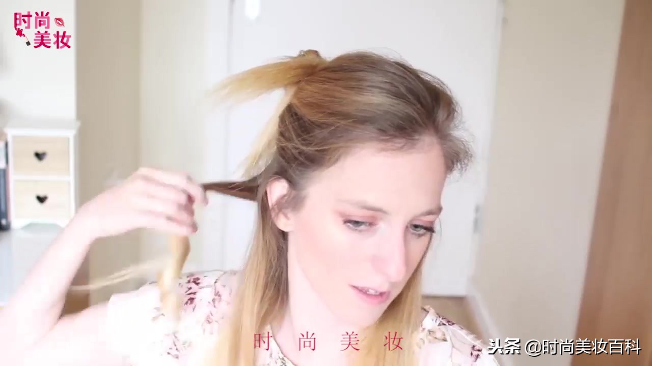 好看的马尾辫发型教程,不一样的简单马尾辫发型