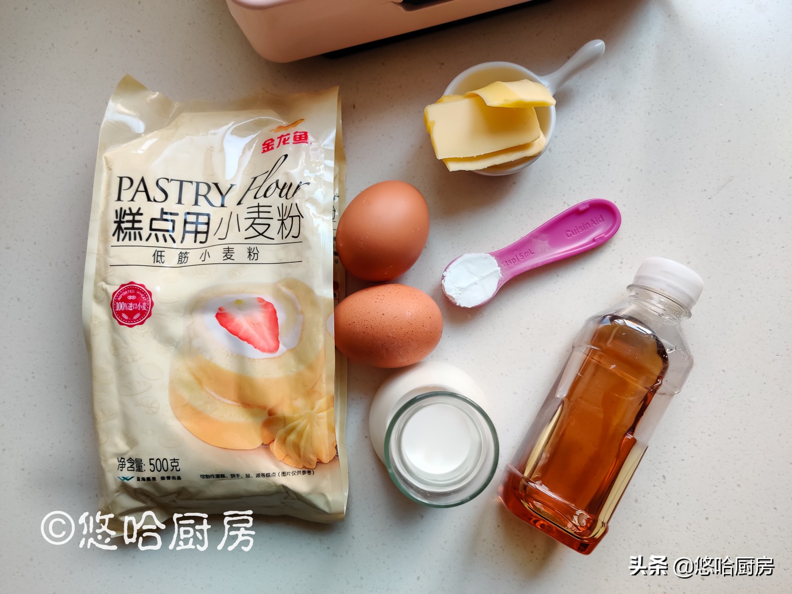 这条鱼不用刮鳞，更不用炖，一勺面糊做一条，动漫迷最爱的就是它