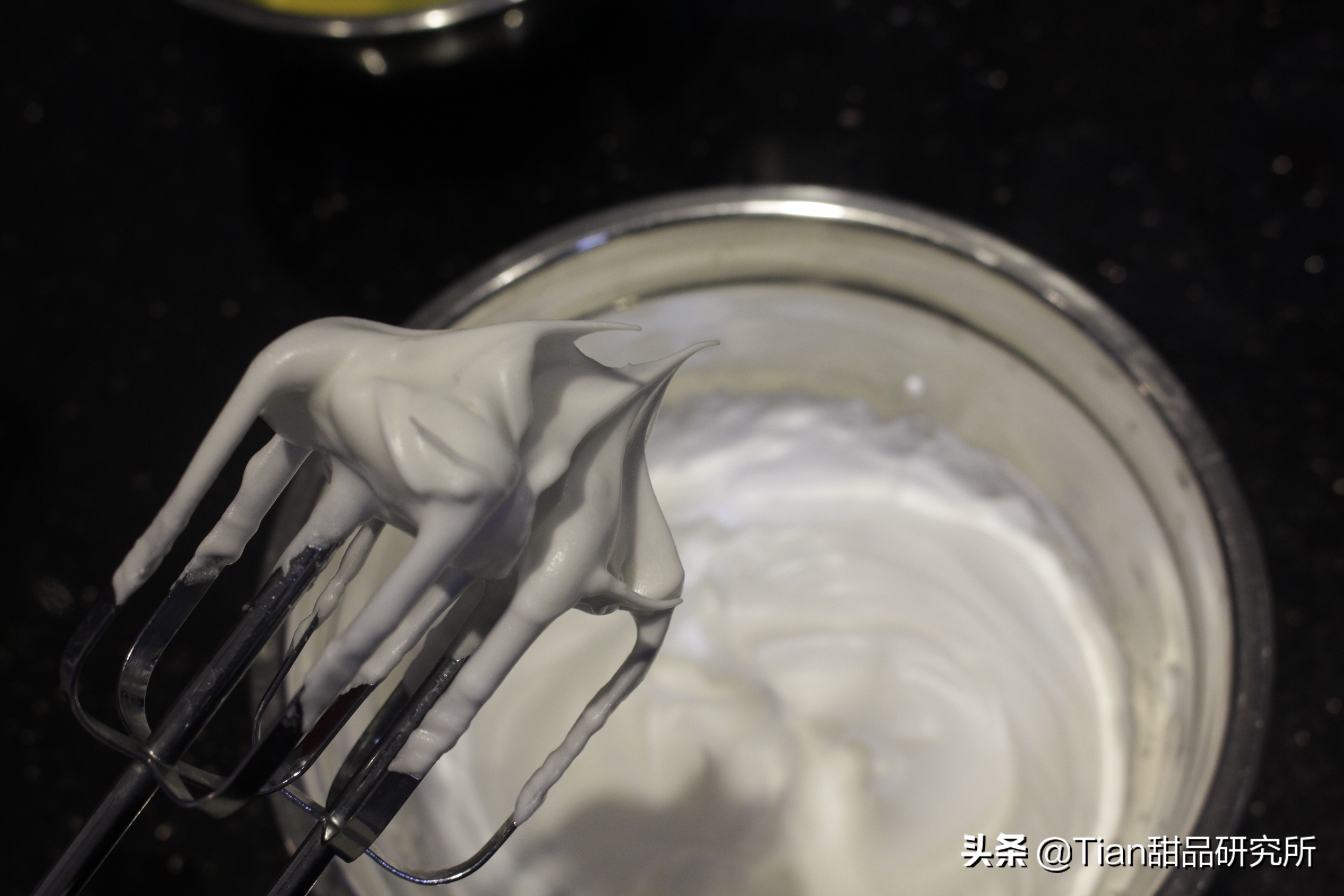 失败的戚风蛋糕怎么处理,失败的戚风蛋糕什么样