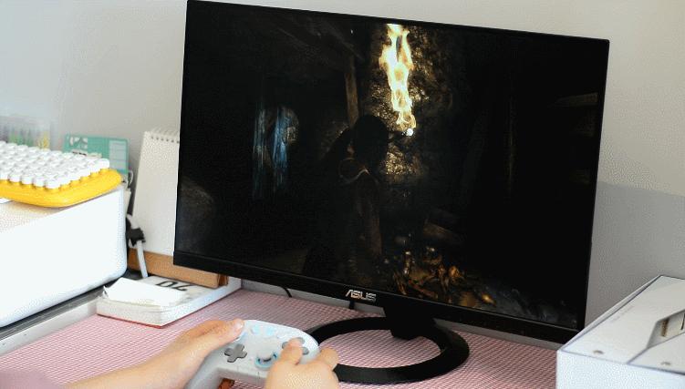 飞智黑武士2和xboxone手柄,飞智黑武士2和雷神g50手柄对比