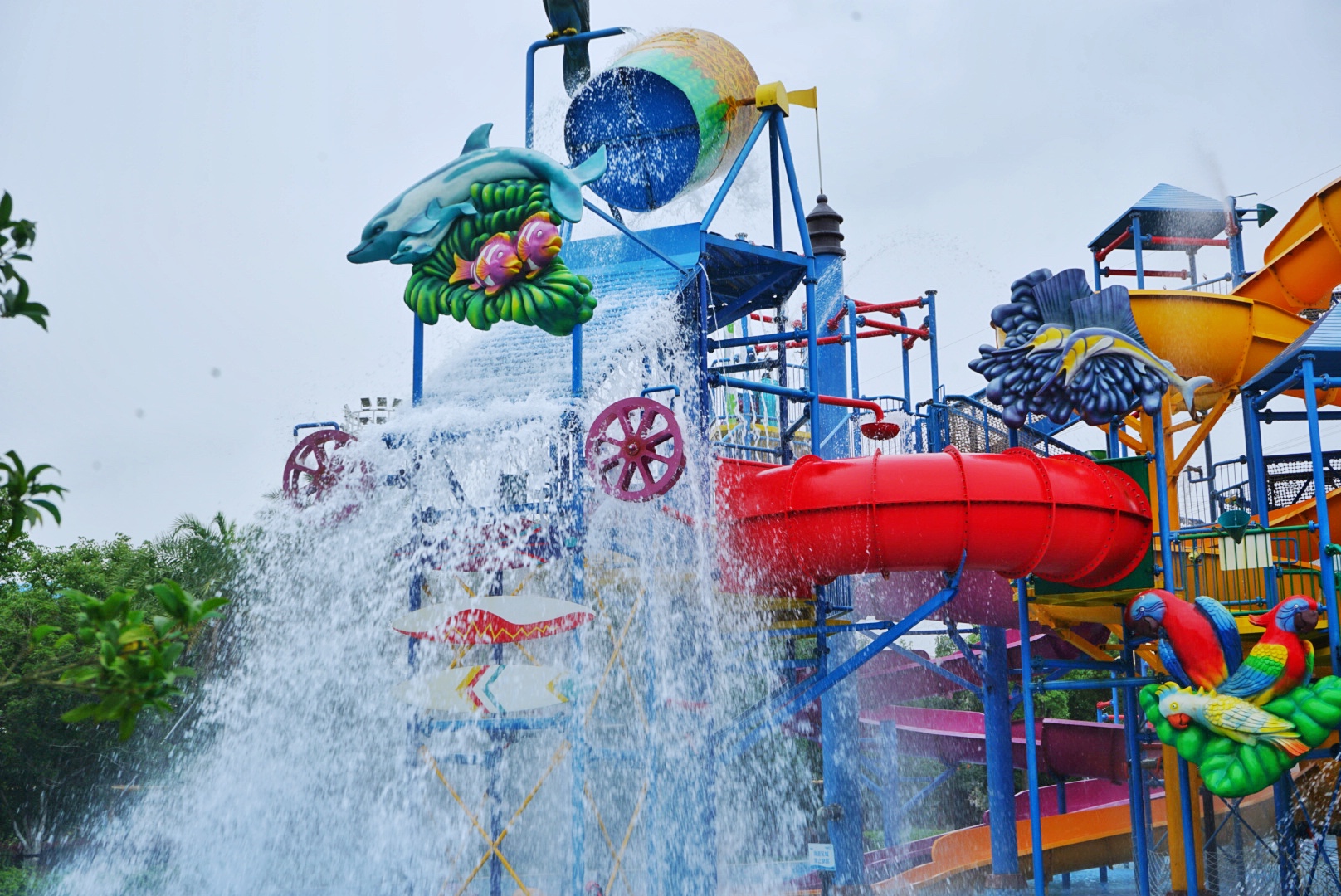 苏州乐园夜场游玩攻略,苏州乐园攻略玩的人多不