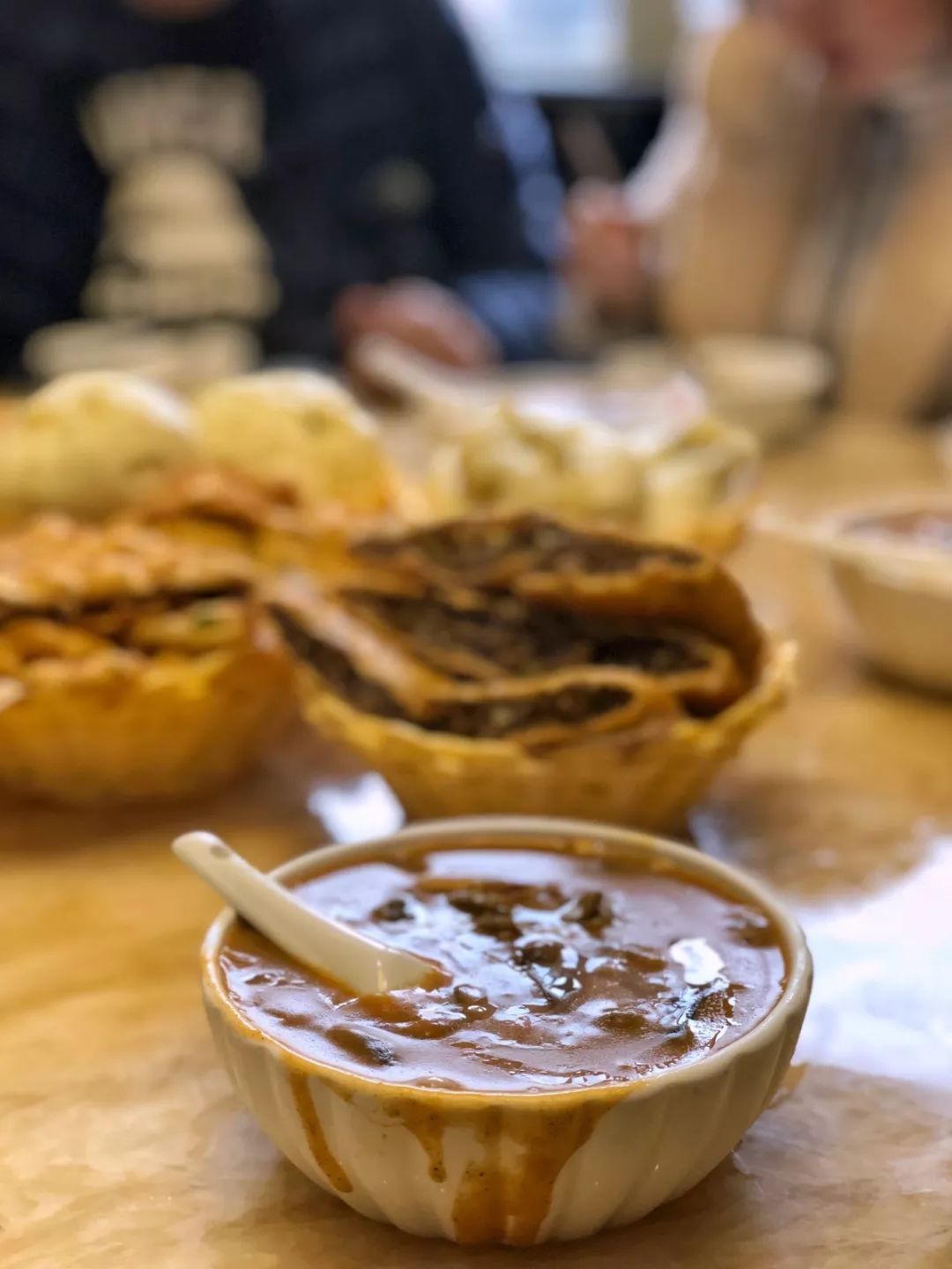 24小时丨郑州，一座被胡辣汤耽误的城市