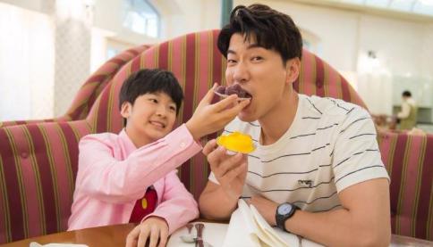 离了婚比没离婚时还要恩爱,张亮苦心营造的这场戏什么时候结束?