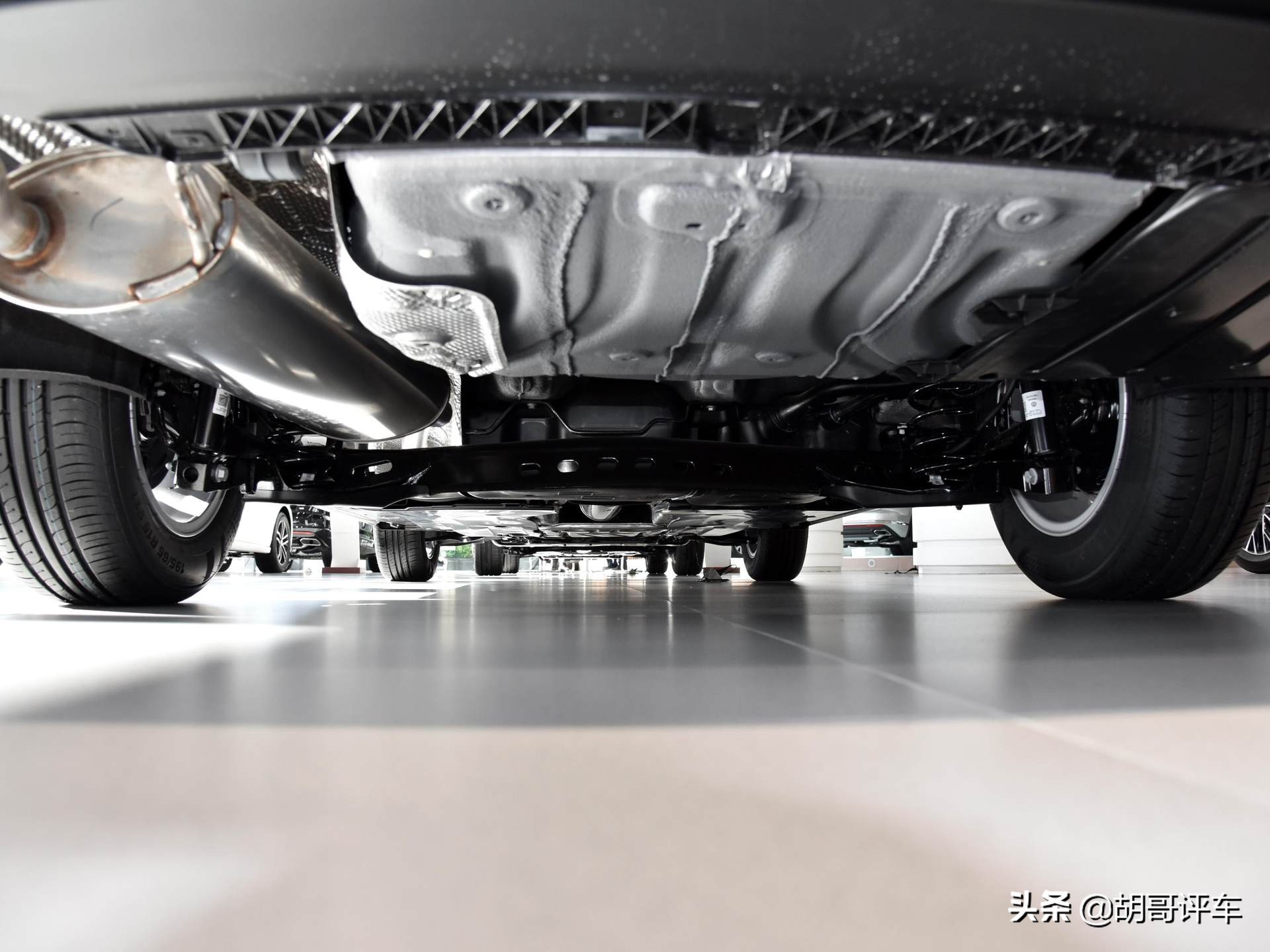 想要买好点的车,一汽大众宝来选哪款最经济实惠