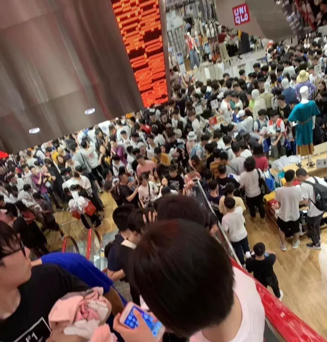 鏈嬪弸鍦堣鍒峰睆,鏈嬪弸鍦堣鍗栬。鏈嶇殑鍒峰睆