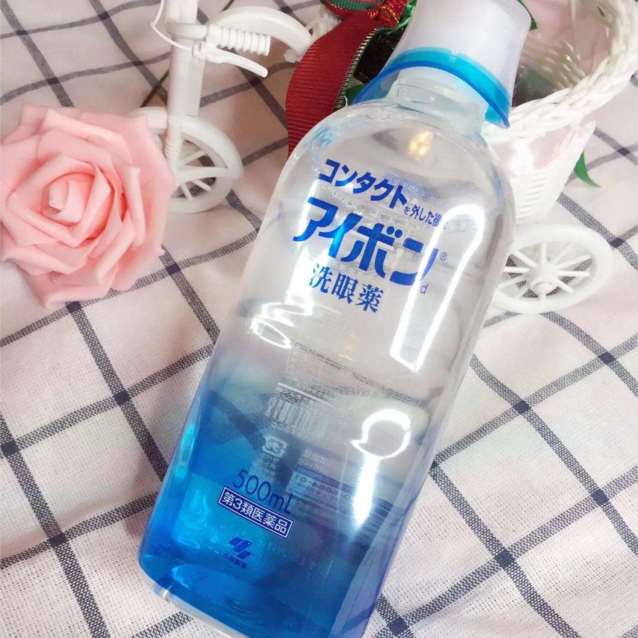 天天看电脑眼睛越来越小怎么办,整天看电脑眼睛很模糊怎么办