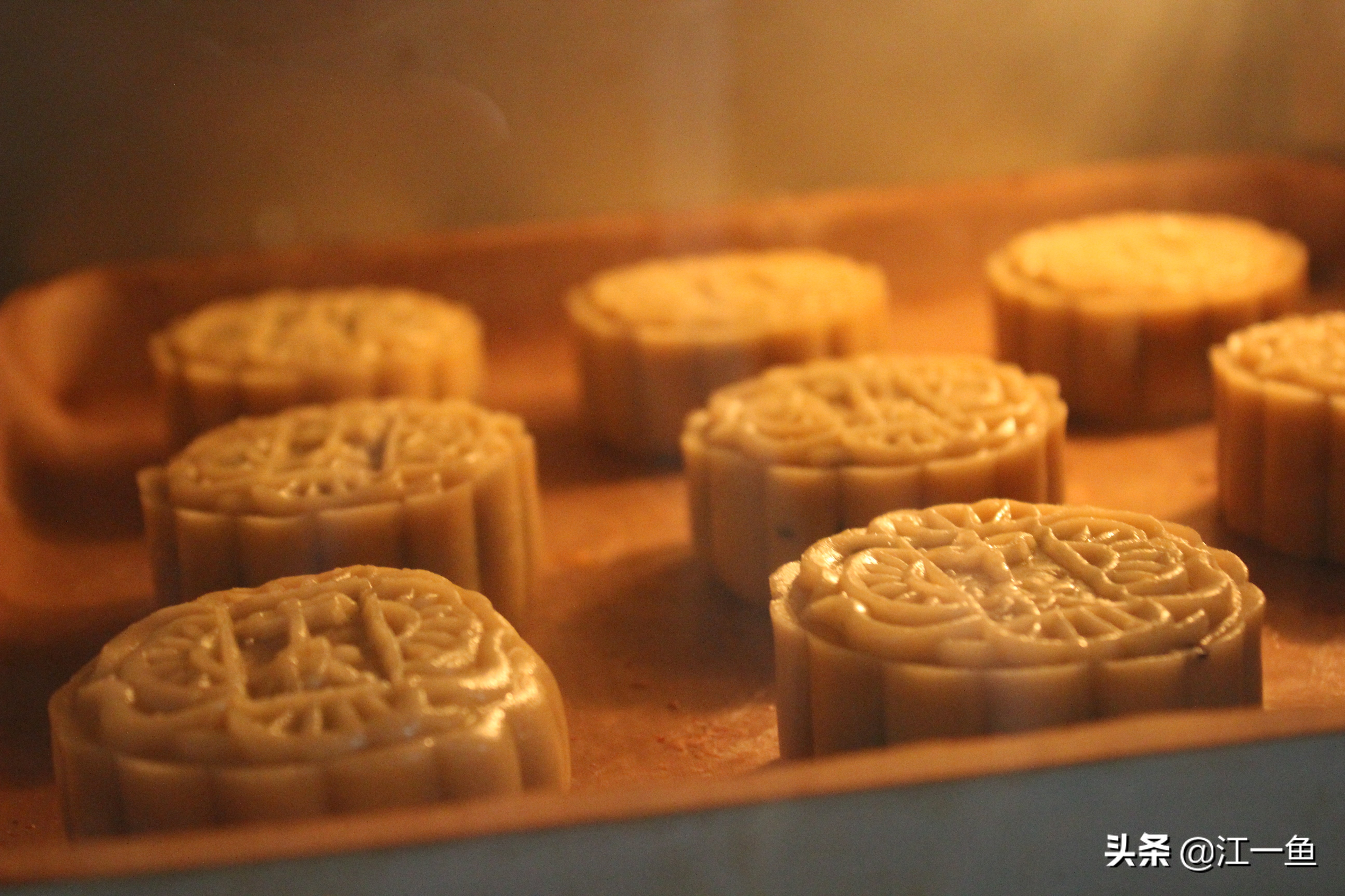 传统香酥脆皮五仁月饼的制作,正宗广式五仁月饼馅料配方和制作