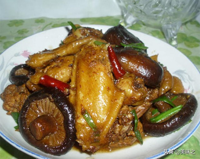 正宗山珍烧鸡的做法,秘制五香烧鸡做法