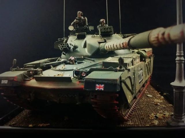 如何做逼真的坦克,怎么做坦克模型不要遥控