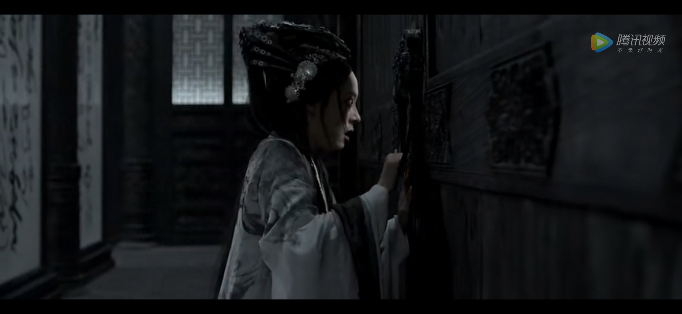 影子张艺谋最后小艾看到了什么,张艺谋的电影影里小艾用影子了吗