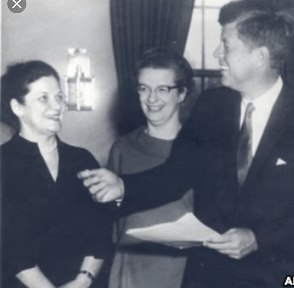 nasa詹姆斯韦伯望远镜公布照片,詹姆斯韦伯太空望远镜成功发射